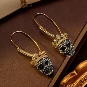 18k Gold Plated Gothic Skull Crystal Earrings New